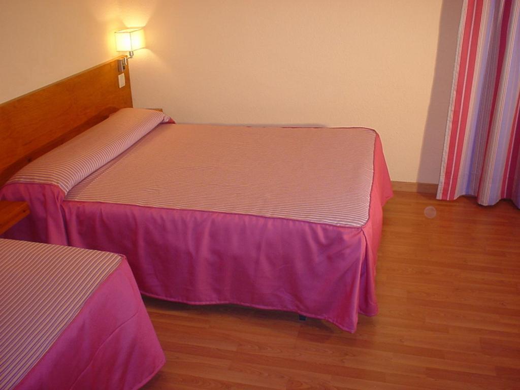 Hostal Restaurante El Espanol Bujaraloz Zimmer foto